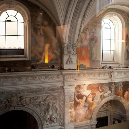 Chiostro Del Bramante - Art Museum Experience